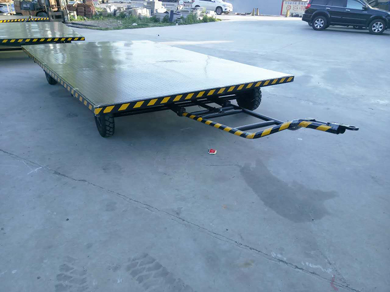 我們應(yīng)該怎樣選取工具車？
